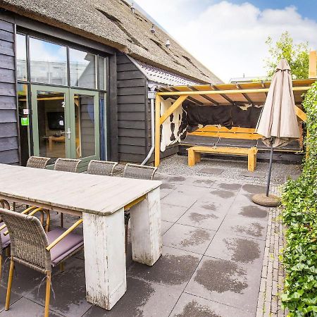 Vila Traditional Farmhouse In Egmond Aan Den Hoef With Sauna Rinnegom Exteriér fotografie