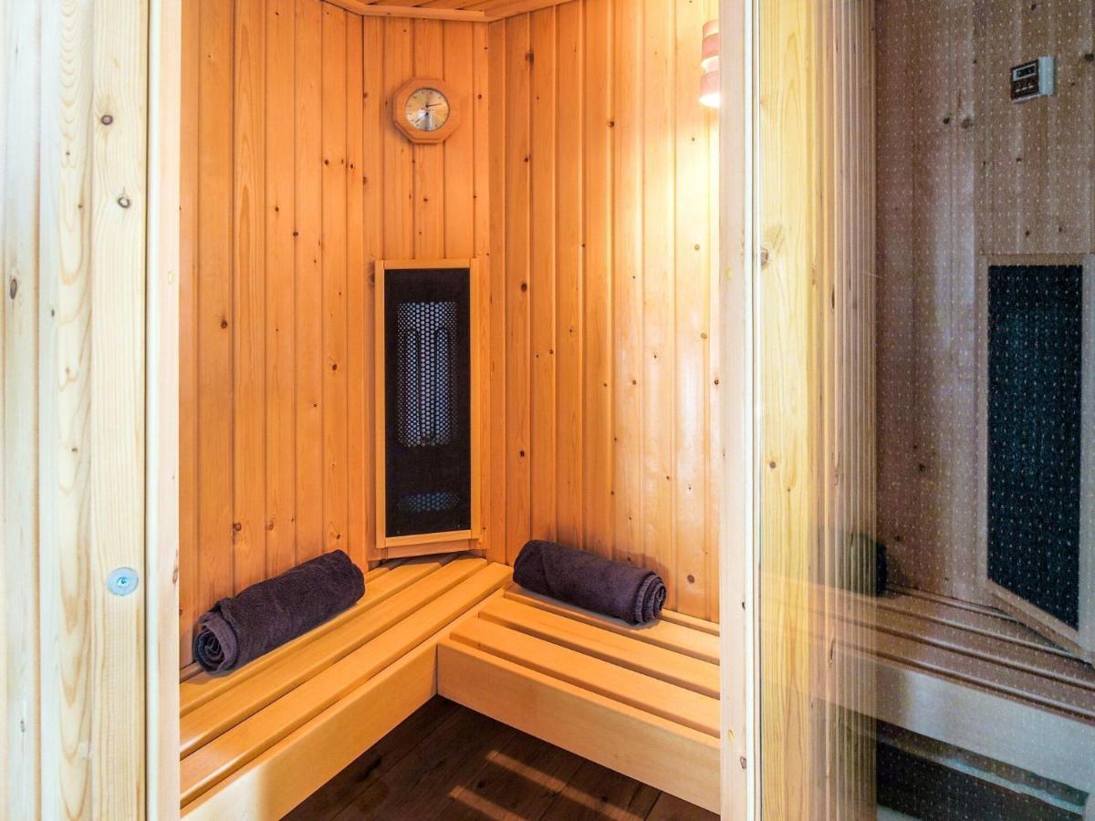 Vila Traditional Farmhouse In Egmond Aan Den Hoef With Sauna Rinnegom Exteriér fotografie