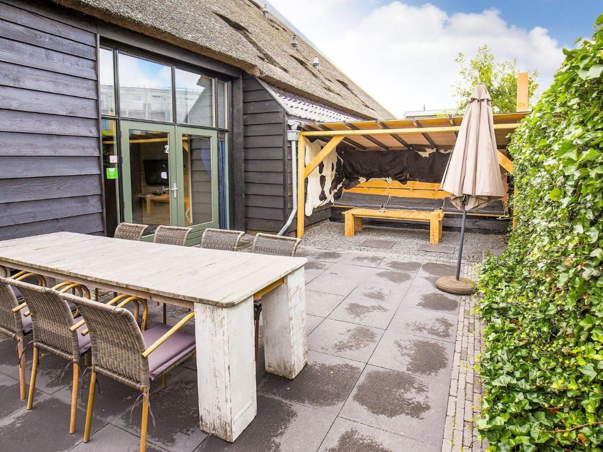 Vila Traditional Farmhouse In Egmond Aan Den Hoef With Sauna Rinnegom Exteriér fotografie